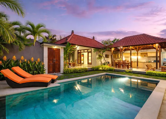 Amaluna Ii 3br Private Pool Near Center Villa